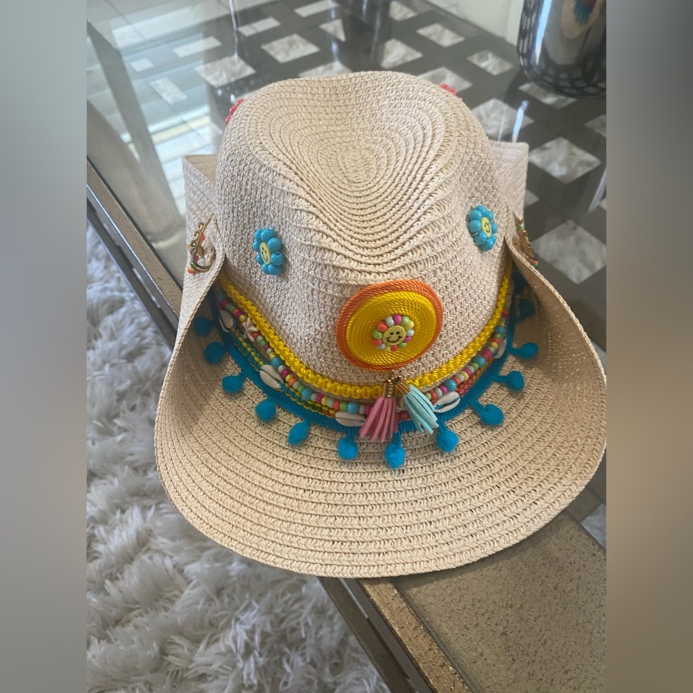 Straw hat - Picture 3 of 9